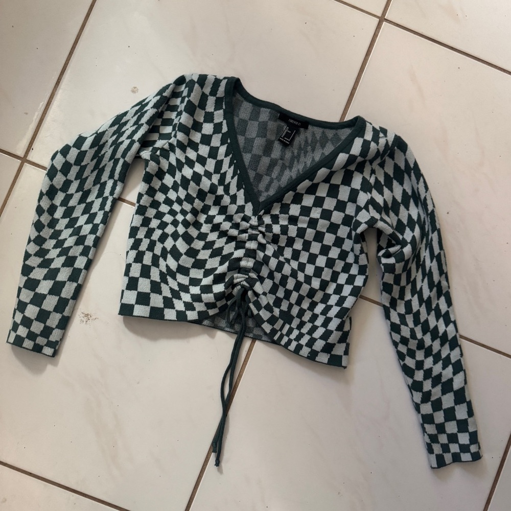 Women’s crop sweater